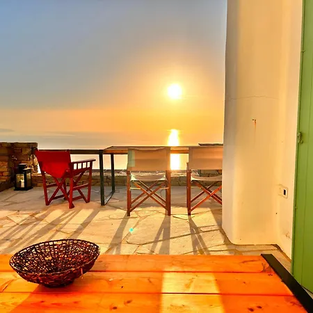 Feriehus Sunflower Tinos House Istérnia