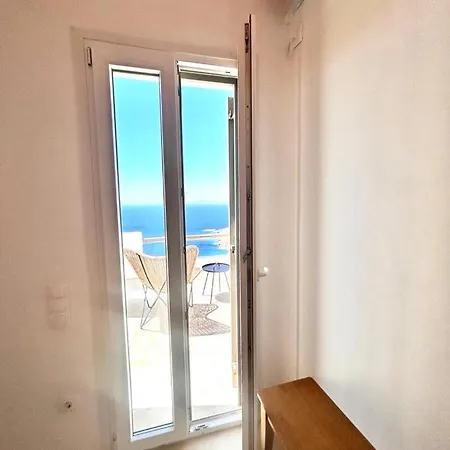 Feriehus Sunflower Tinos House
