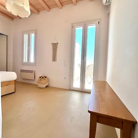Feriehus Sunflower Tinos House