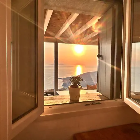 Sunflower Tinos House Holiday home *