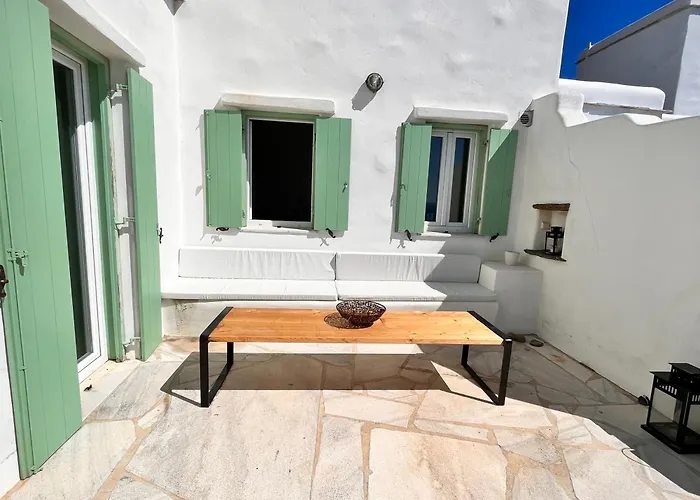 Sunflower Tinos House *